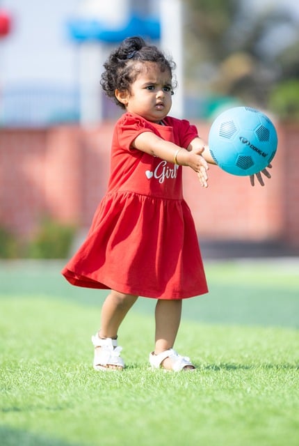 德甲第11輪RB萊比錫2-1多特蒙德 恩昆庫傳射羅伊斯破門難救主.